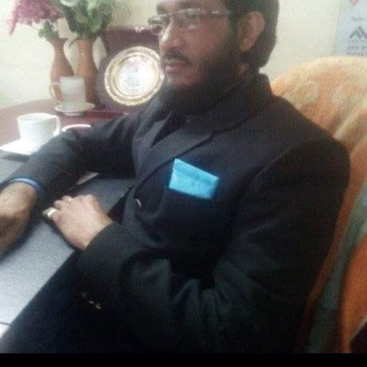 Incharge Photo
