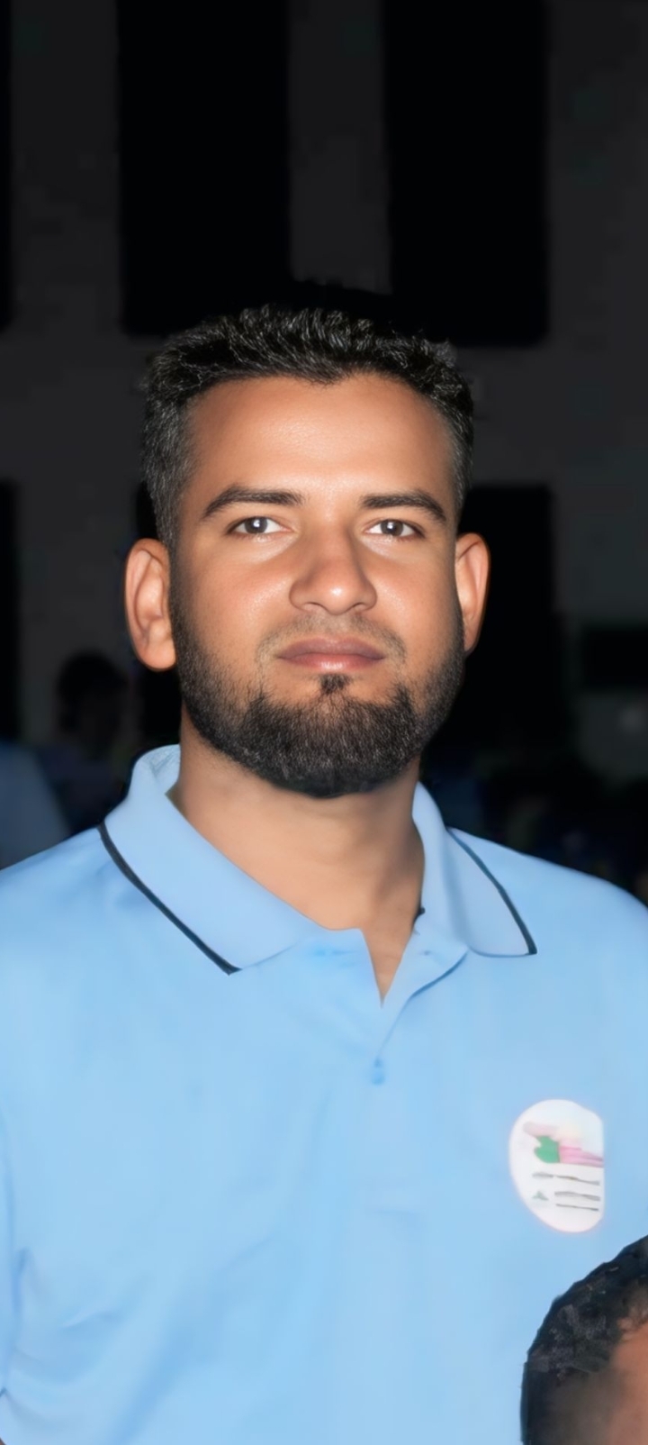 Incharge Photo