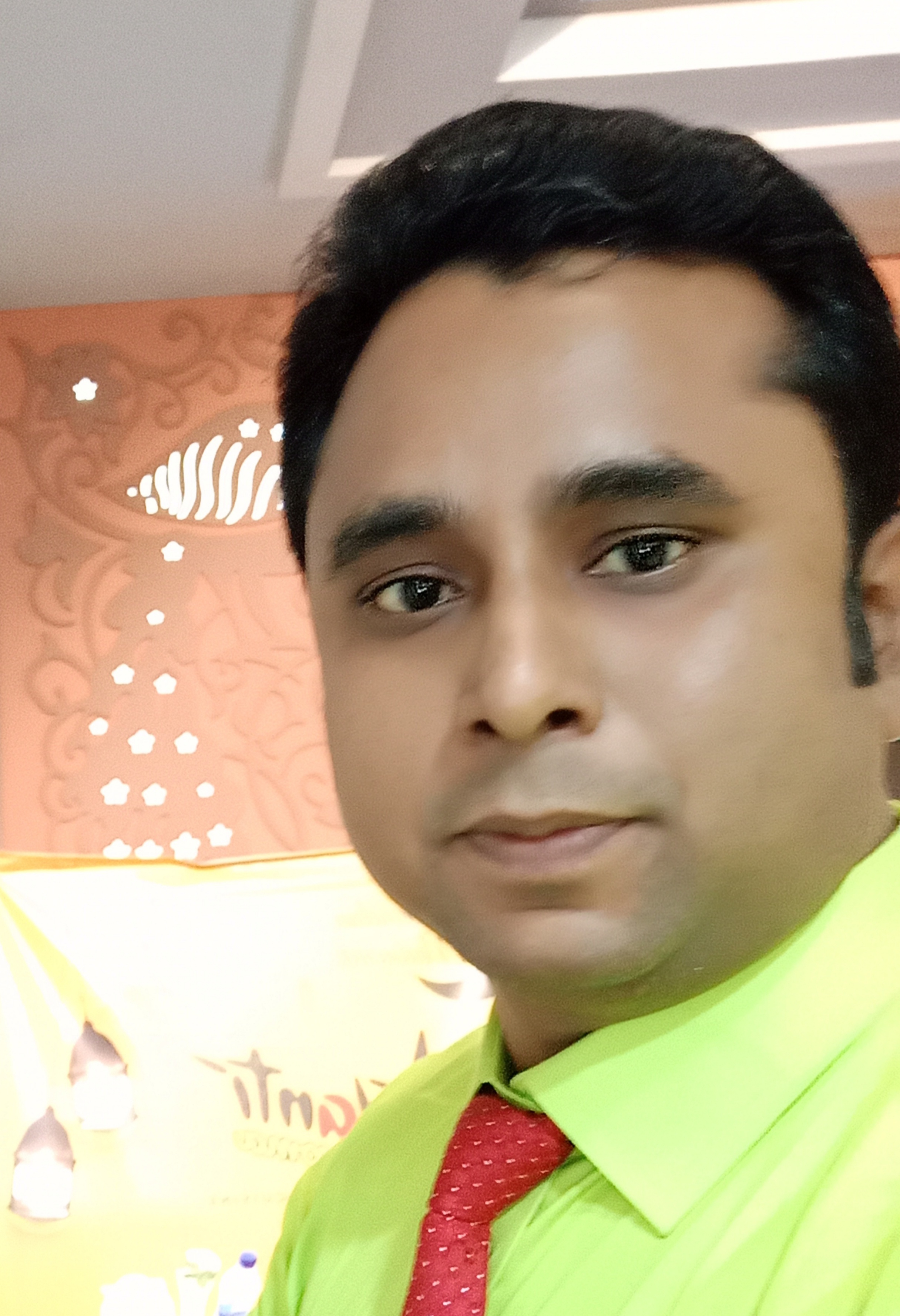 Incharge Photo